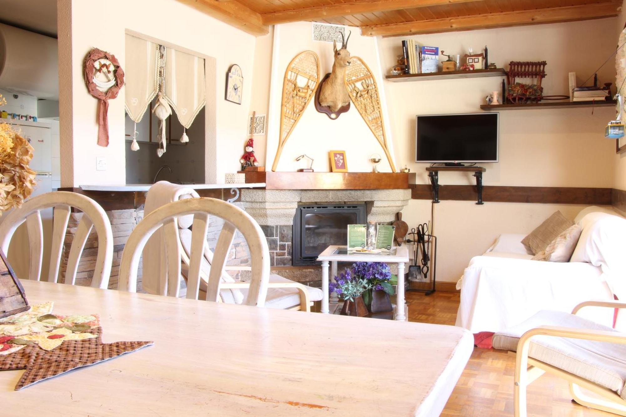 Pena Telera Petfriendly - Arafita Apartamentos เอล ปัวโย เด ฆากา ภายนอก รูปภาพ