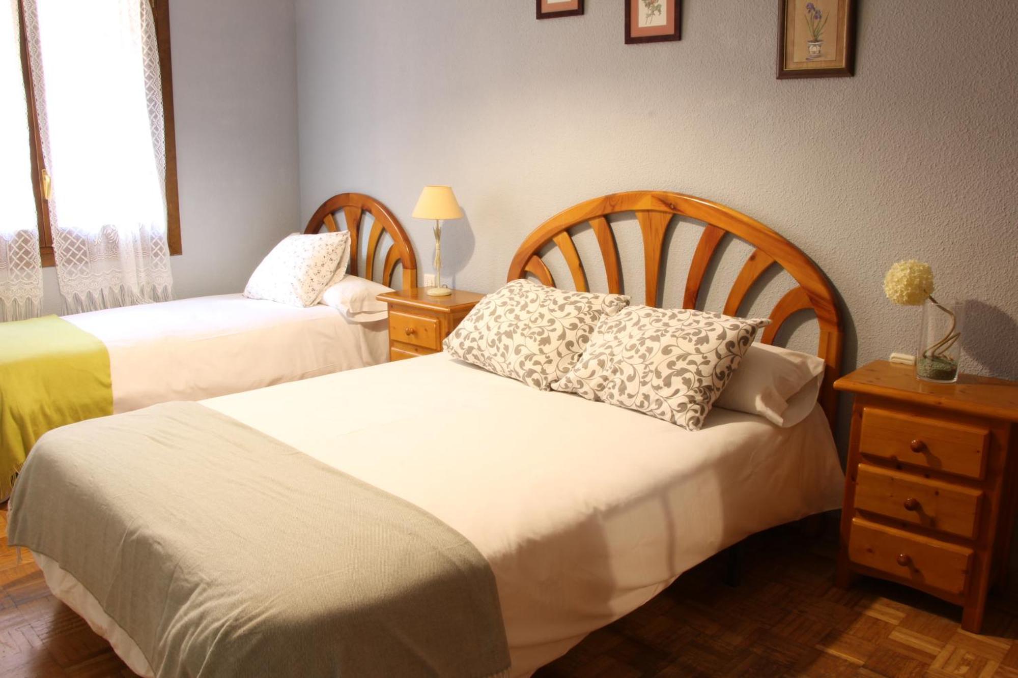 Pena Telera Petfriendly - Arafita Apartamentos เอล ปัวโย เด ฆากา ภายนอก รูปภาพ